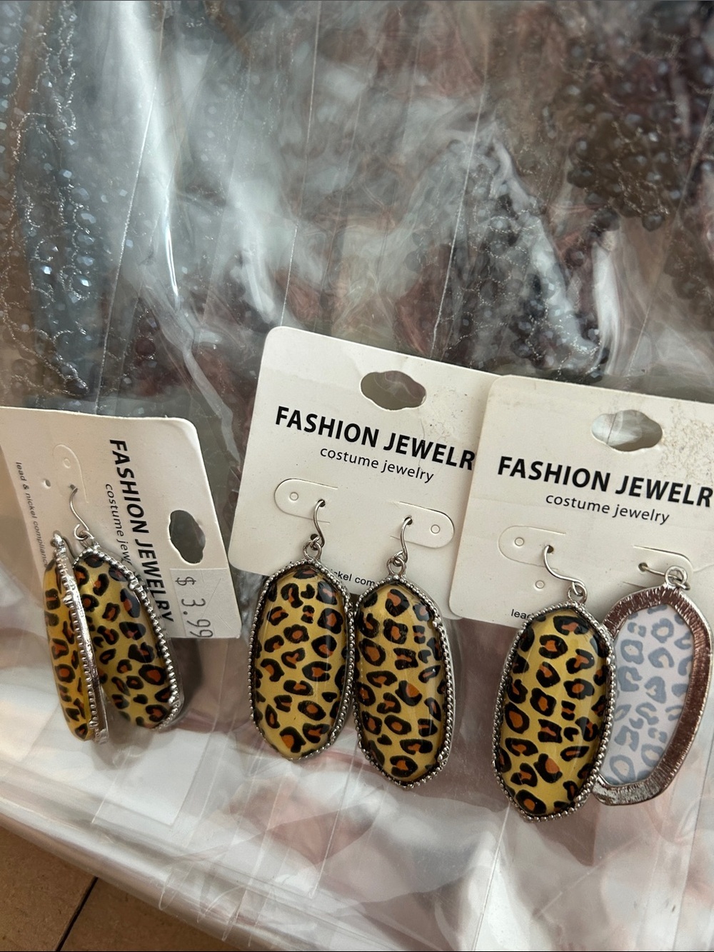 5/)25 Fashion Jewelry Yellow Leopard Print Oval Drop Earrings
